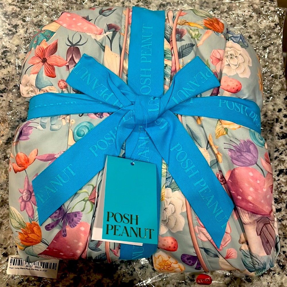 Posh Peanut Kids Faye Plush Luxe Bathrobe- Size 4T-6T NWT